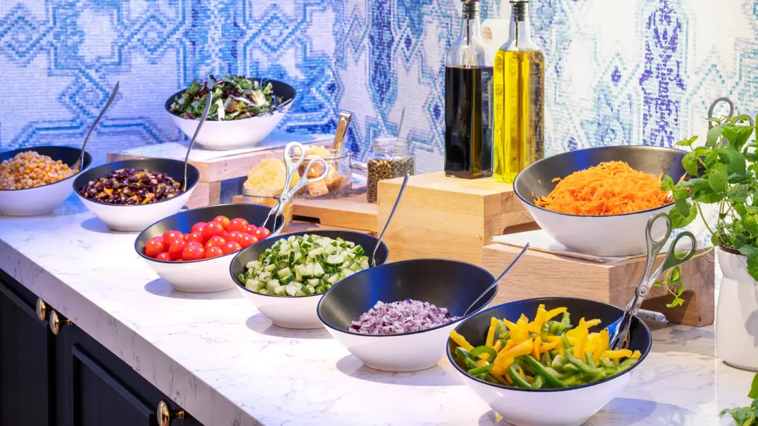 Opphakket grønnsaker på Thon Hotel Ski i Ski sentrum