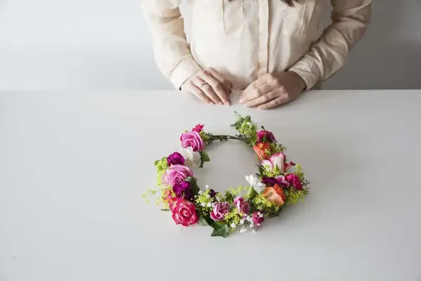 Mester Grønn Blomsterkrans_trinn7_6870_f_s.jpg