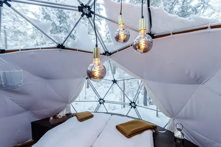 Aurora Canvas Dome hos Glød Explorer. Foto: Glød Explorer