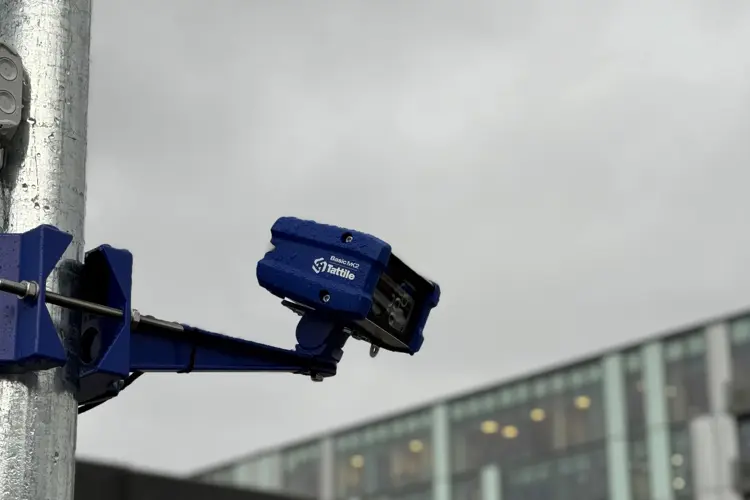 Kamera som leser skilt