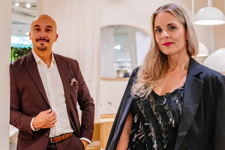 Det er høysesong for å pynte seg til hyggelige anledninger, og personal shopper Siv har stylet antrekk du kan la deg inspirere av.