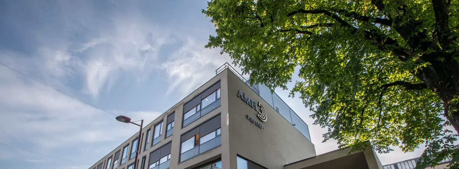 AMFI Larvik fasade, mot inngang