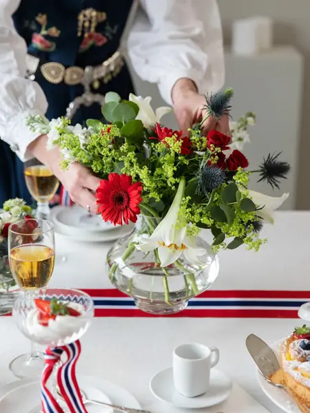 Blomster og pynt fra Mester Grønn