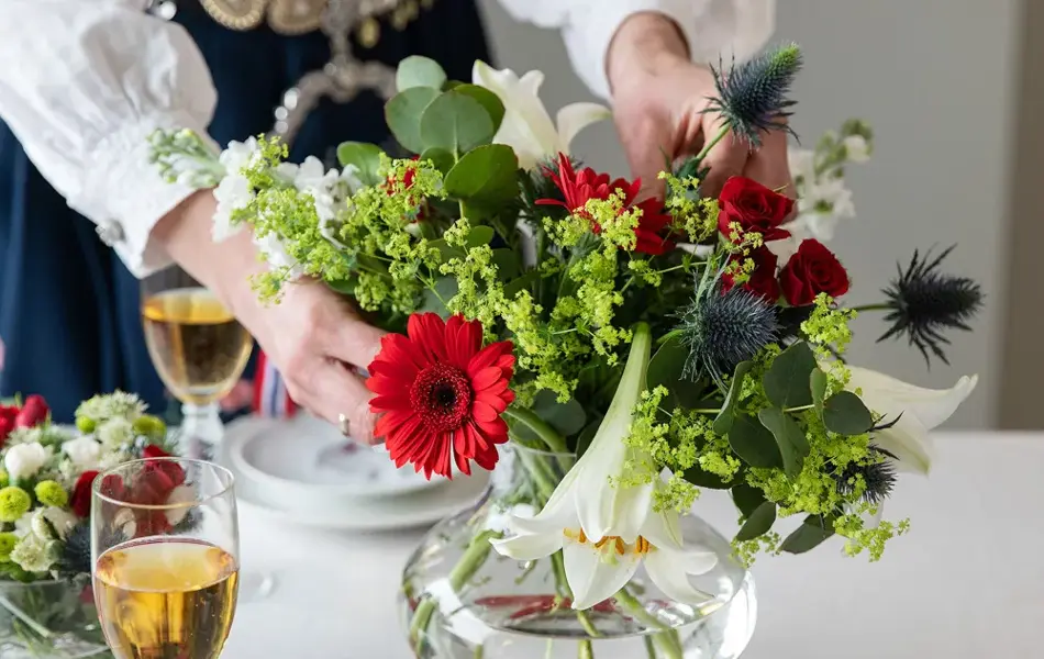 Blomster og pynt fra Mester Grønn