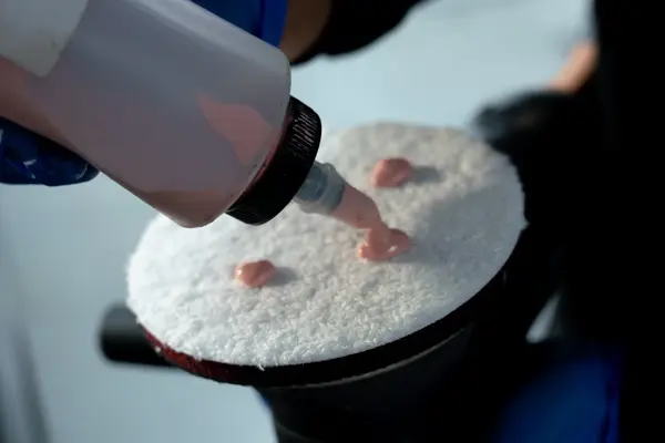 Bilvask, polering, lakkrens Handz On