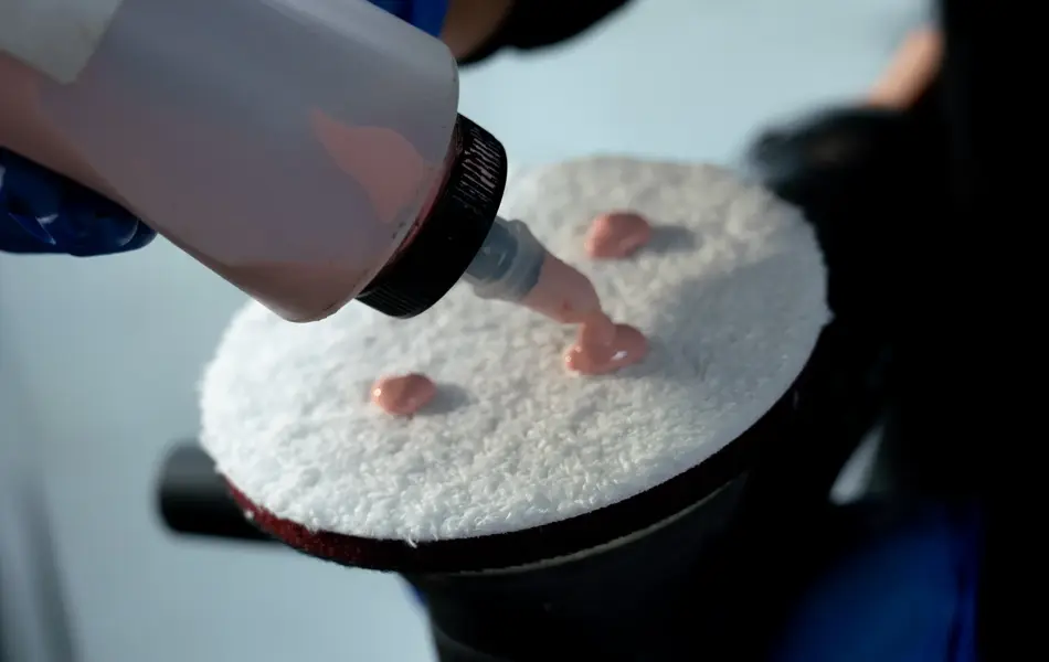 Bilvask, polering, lakkrens Handz On