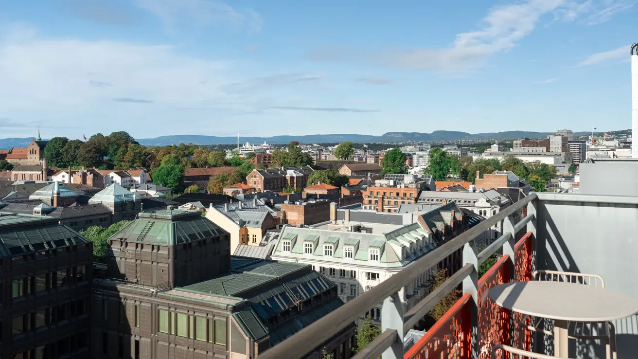 Utsikt over Oslo fra balkong