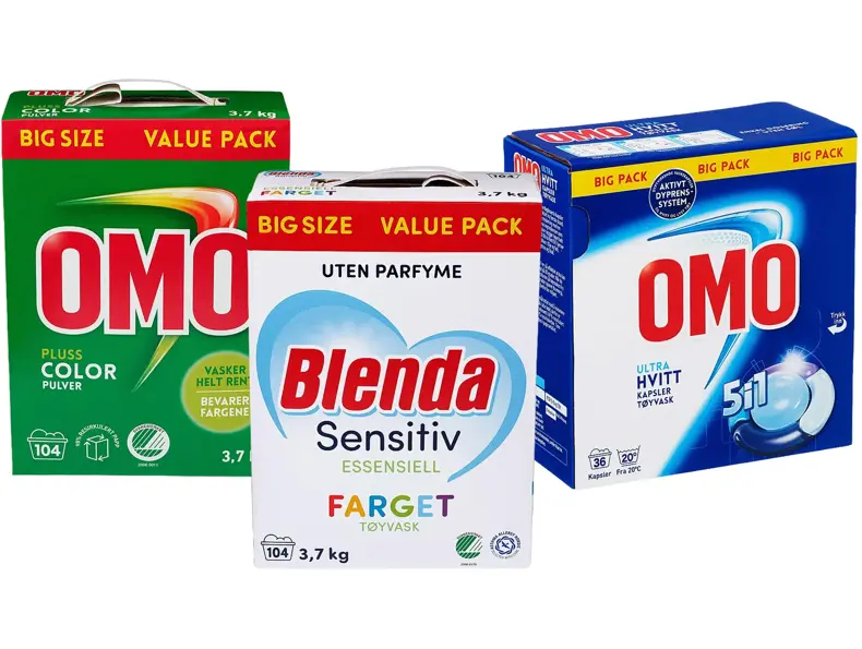 Tre store vaskemiddelpakker: OMO Color, Blenda Sensitiv og OMO Ultra Hvitt.