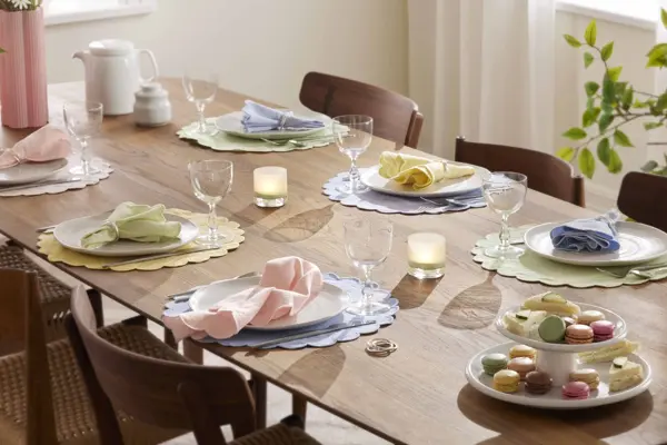 106015022 Tilda tekstilserviett blå 106015024 Tilda tekstilserviett rosa 106015026 Tilda tekstilserviett pistasj 106015027 Tilda tekstilserviett gul _samlebilde (1)