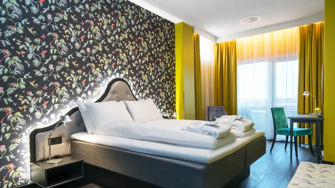 Dobbeltseng i suite på Thon Hotel Bergen Airport