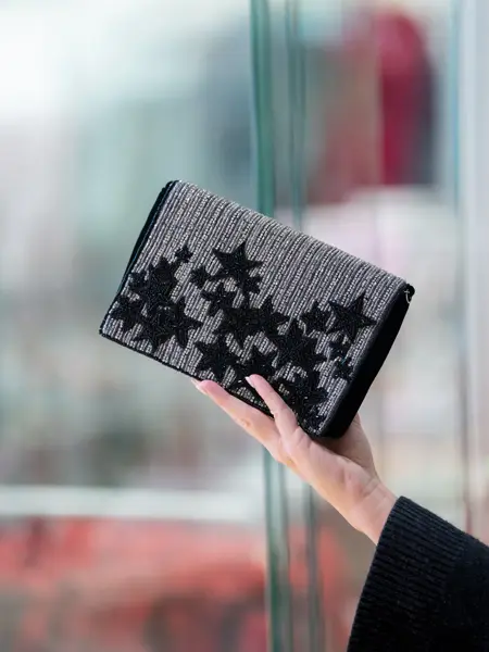 Liten clutch med stjerner