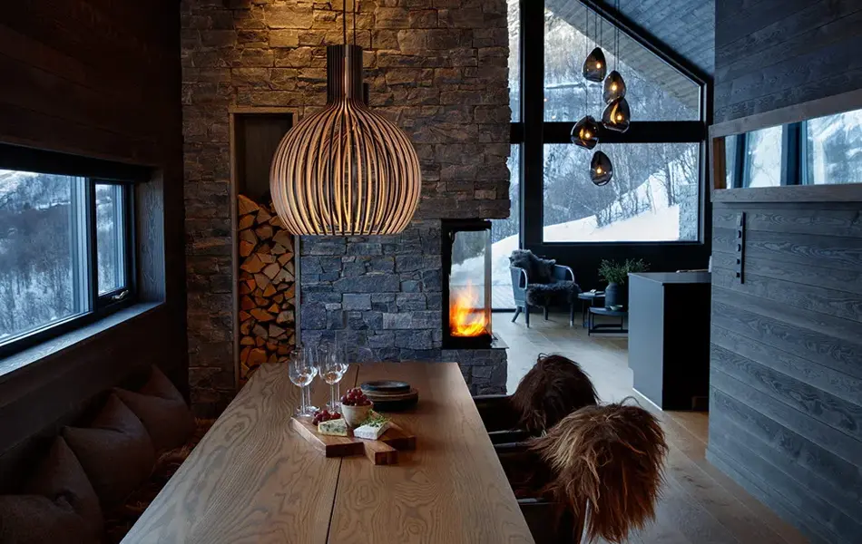 Lys hengende fra taket