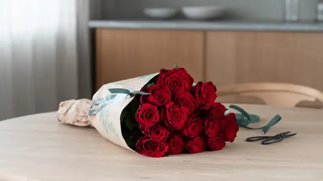 Mester Grønn 6_Roser.jpg