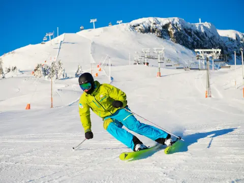 Heis opp alpinbakken ved Thon Hotel Skeikampen