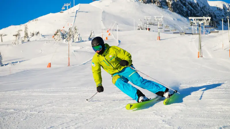 Heis opp alpinbakken ved Thon Hotel Skeikampen