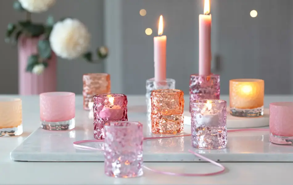 Fargerike blomster og vaser fra Mester Gronn