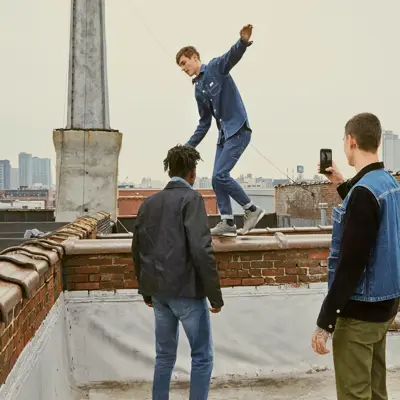 Guttegjeng på et hustak 