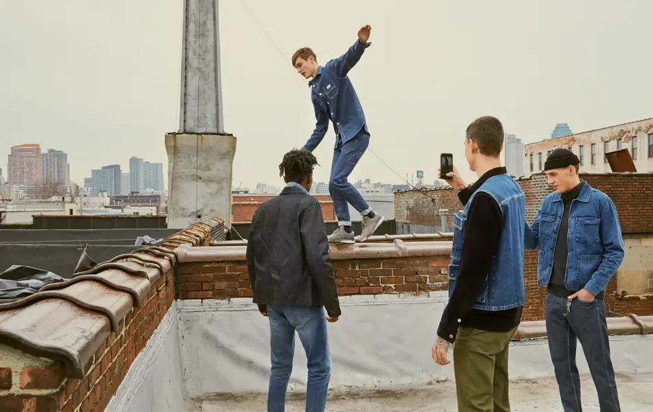 Guttegjeng på et hustak 