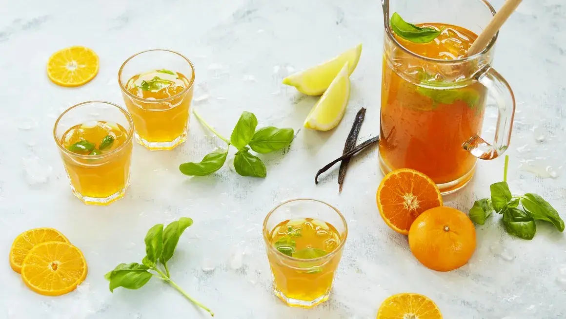 Iste med klementin, basilikum og safran