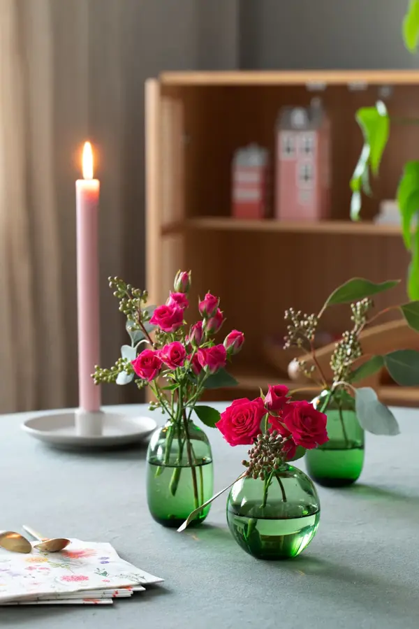 Fargerike blomster fra Mester Grønn