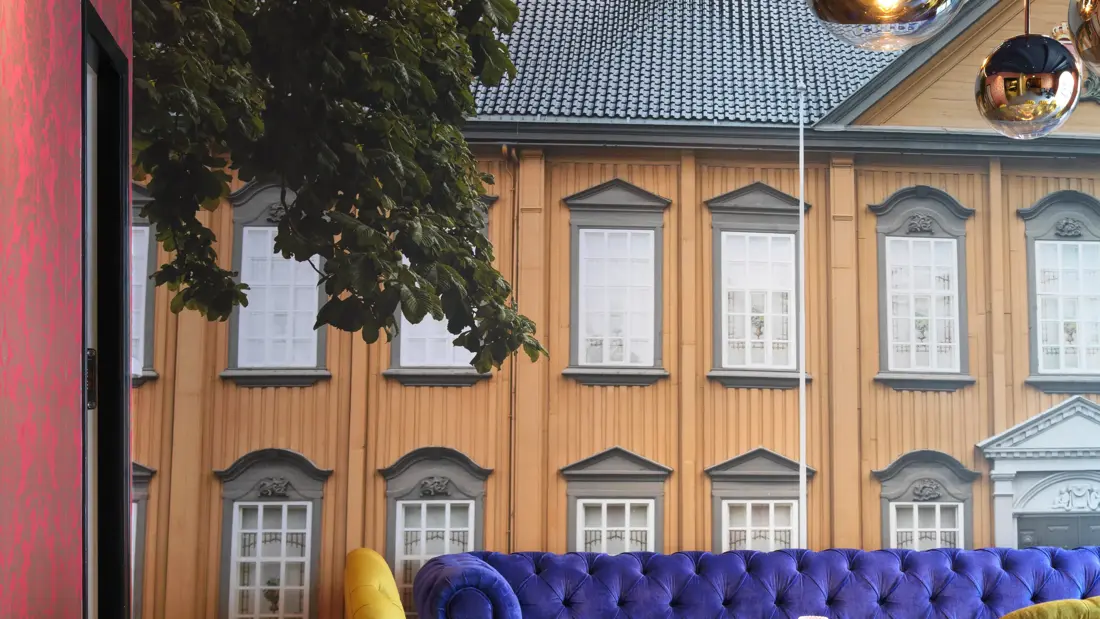 Sittegruppe i lobby på Thon Hotel Nidaros