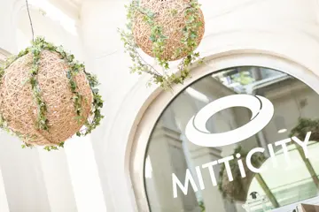 Mitt i City