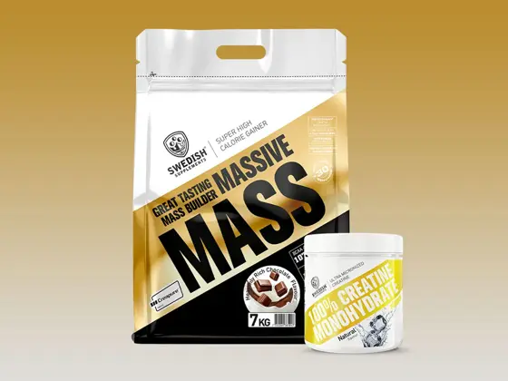 En stor pose med gainer og en liten pose med kreatin fra Swedish Supplements.