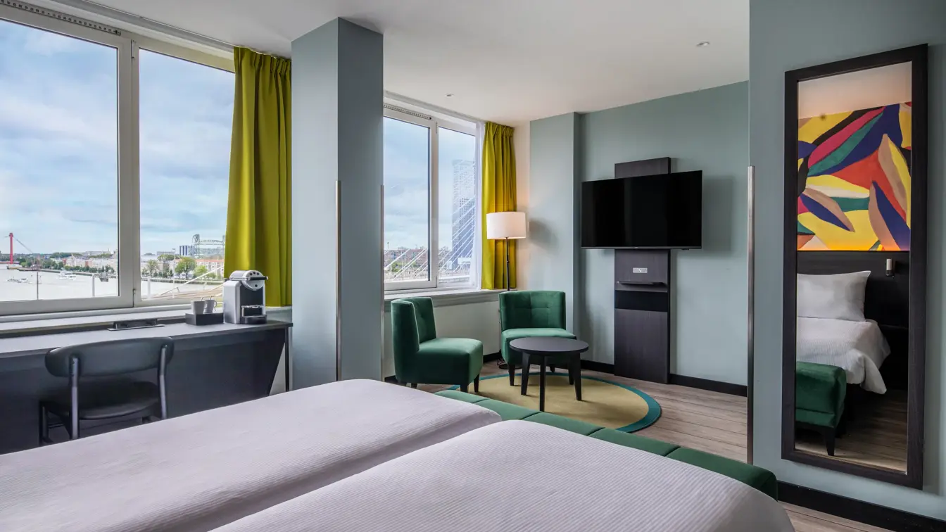 ThonHotelRotterdamSuperiorRoomRiverView