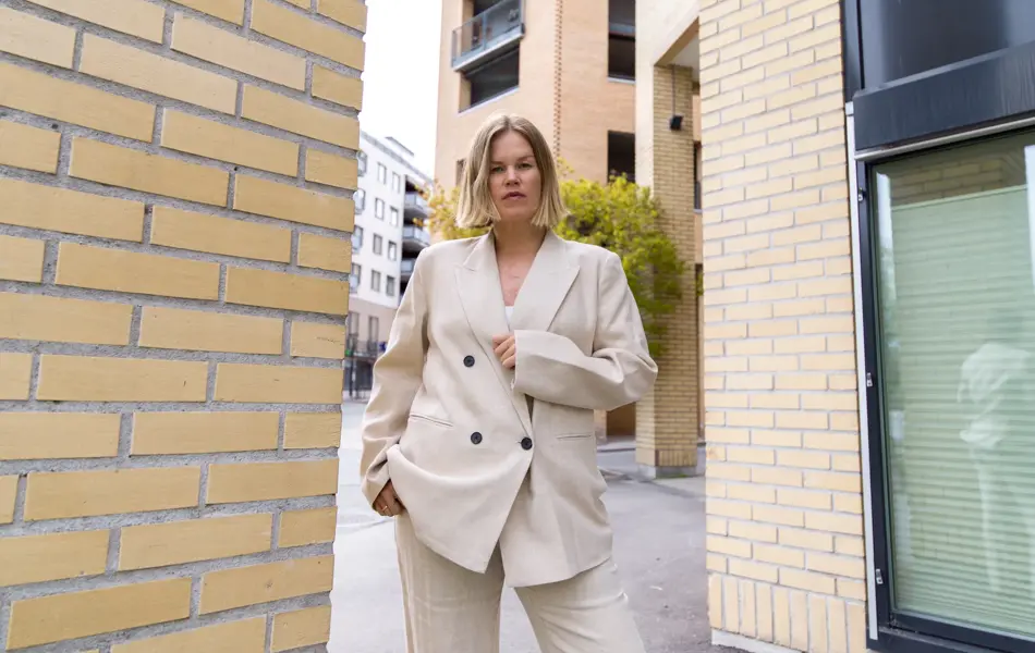 kjoler til 17 mai, bryllup og dåp