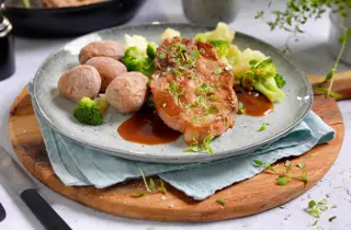 meny-ferske-nakkekoteletter-uke07-4.3