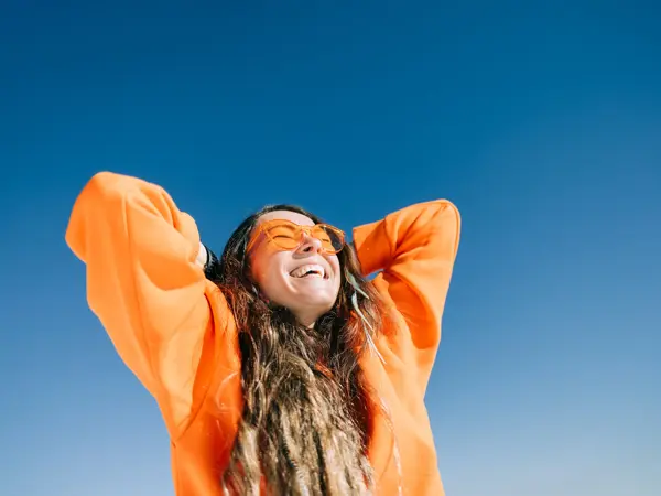 5_sikre_klesvalg_for_sesongen_oransje_genser_3.4