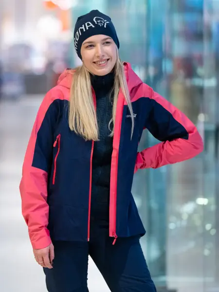 Norrøna lue 549 jakke 4999 bukse 2199 fleece 1999-2.jpg