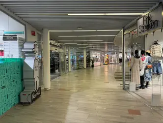 AMFI Raufoss fellesareal, i gang mellom butikker
