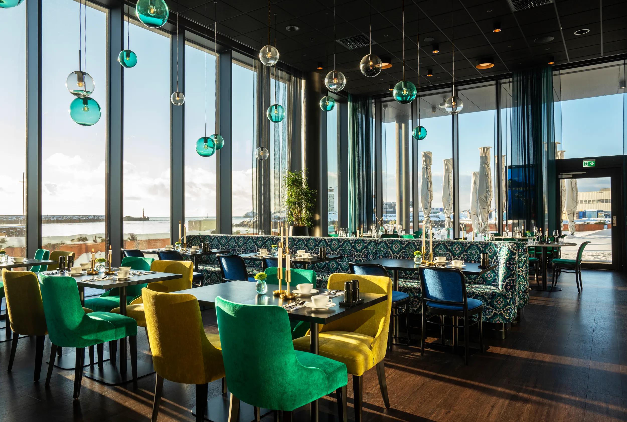 Thon_Hotel_Svolvar_Brasseriet_Bar