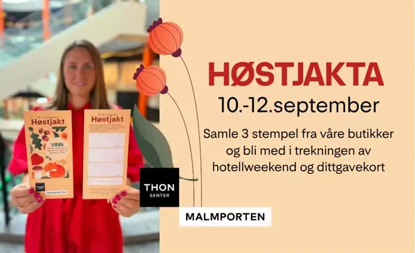 dame med stempelkort i hånda