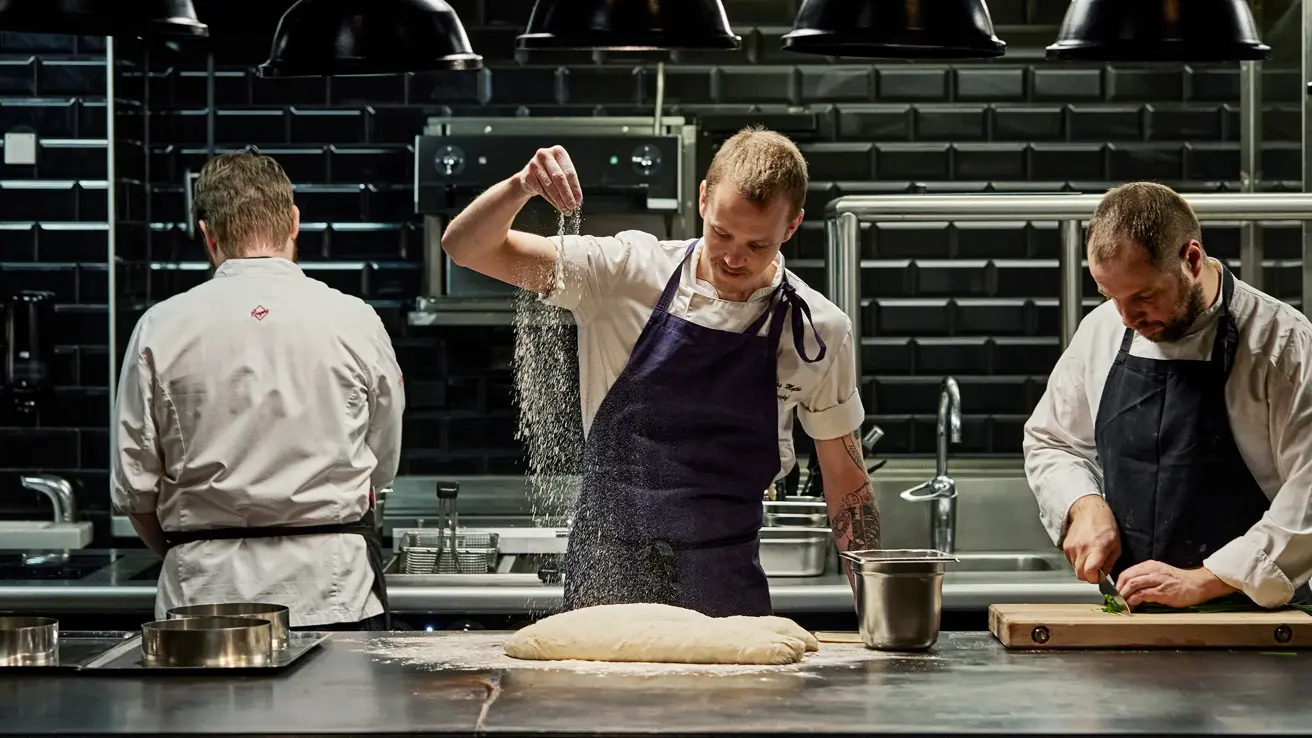 Thon_Hotel_Storo_restaurant_matfoto_portrett