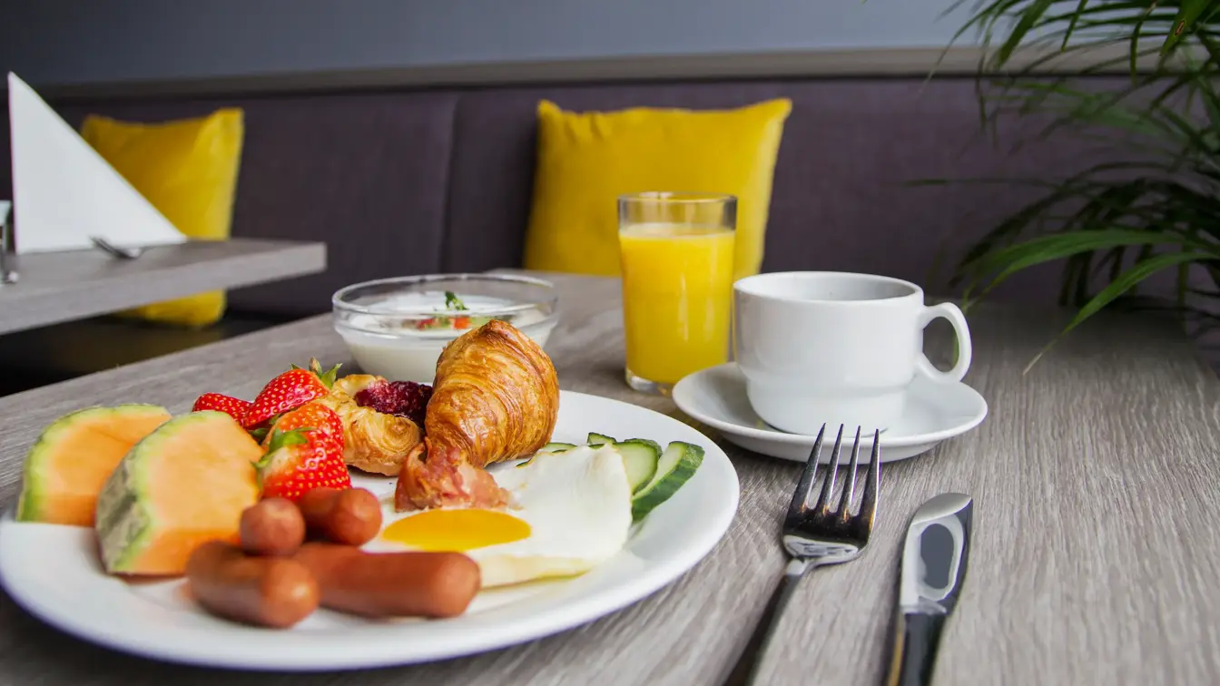 Frokosttallerken på Thon Hotel Horten
