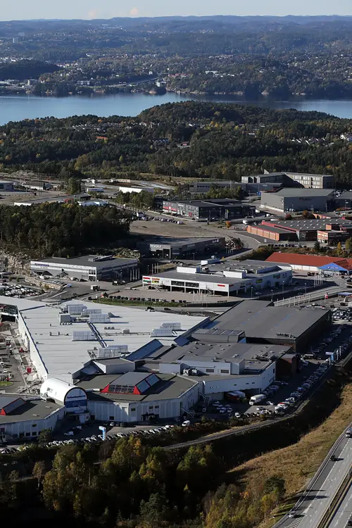 2013 Kristiansand
Flyfoto Sørlandssenteret. Sørlandsparken. Oversikt.