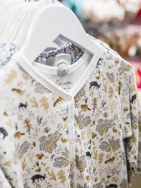 Lilleba pysj med skogsmotiv