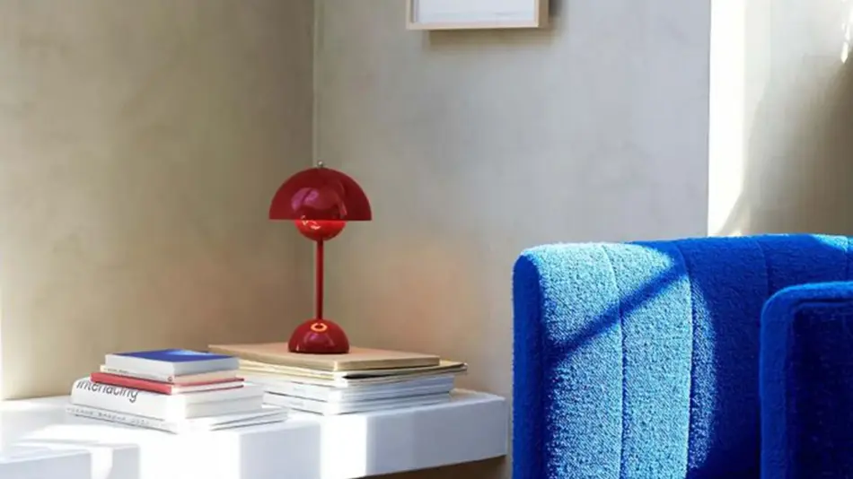 Rød Flowerpot vp9 fra Christiania Belysning