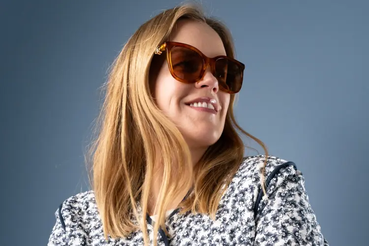 Sola skinner og vi har lengtet etter solbriller på nesetippen. Her er vårens stiligste nye solbriller. 