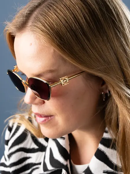 Optiker G Krogh Loewe 4950-1.jpg