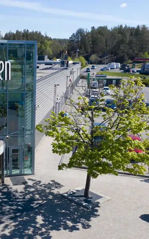 Fasadebilde av hovedinngangen til Mosseporten