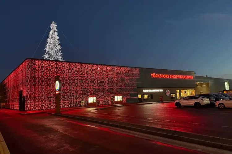 Töcksfors Shoppingcenter har öppet 362 dgar/år