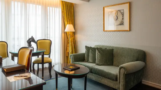 Stanhope_Hotel_Club