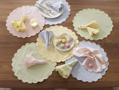 106015024 Tilda tekstilserviett Ø38 rosa 106015026 Tilda tekstilserviett Ø38 pistasj_