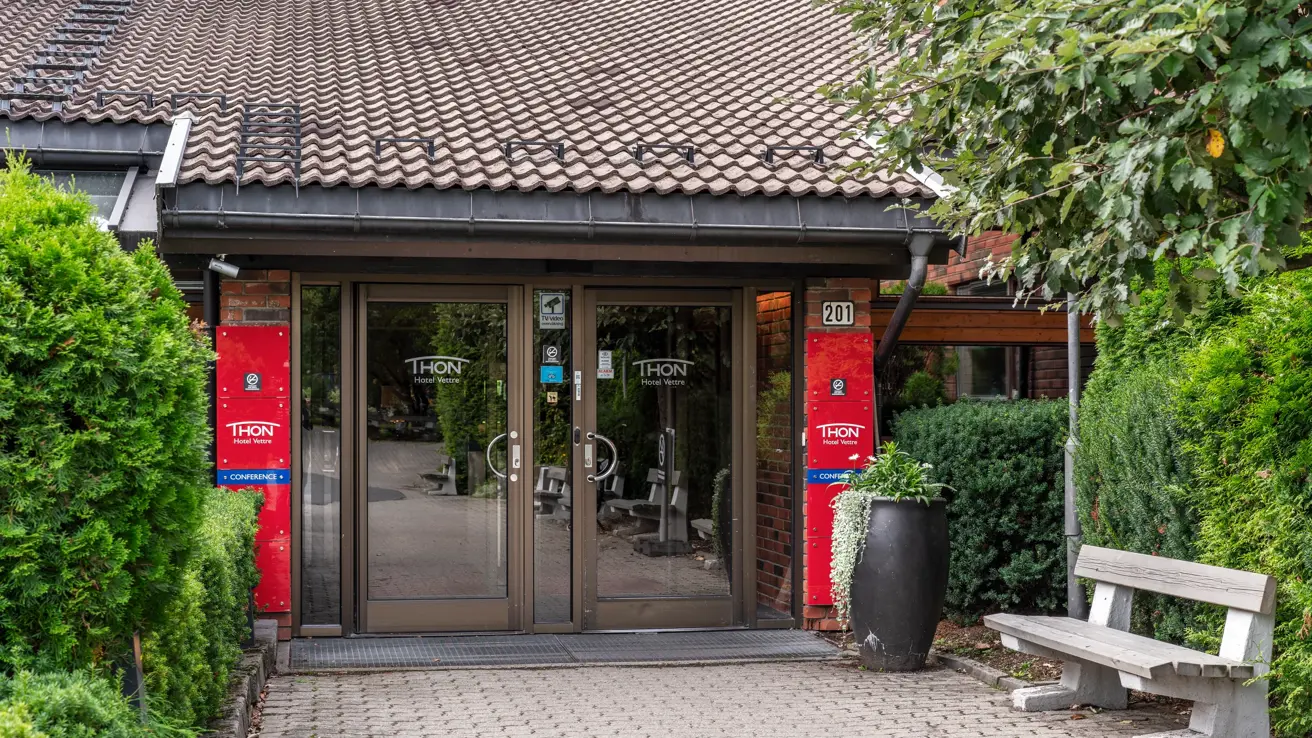 Thon_Hotel_Asker_Inngangsparti