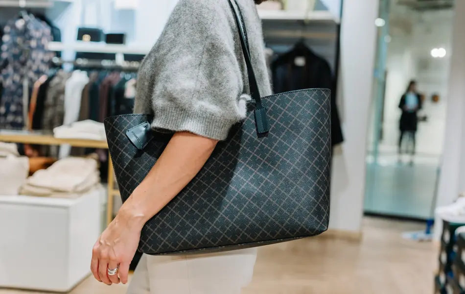 Veske fra Malene Birger, Skonnord.