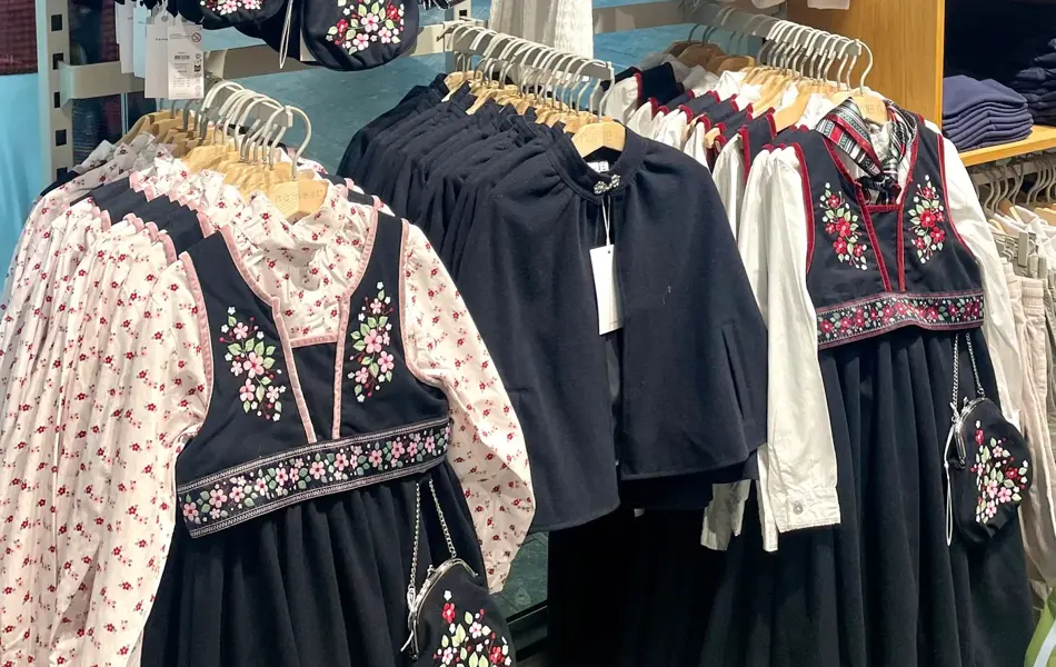 Festdrakter fra Brando Kids