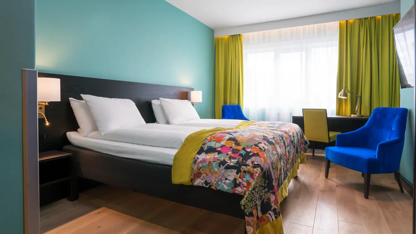 Fasade av Thon Hotel Europa i Oslo sentrum rett ved Slottsparken